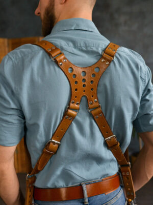 Leather Camera Harness model "NEWTON HOLE" 3